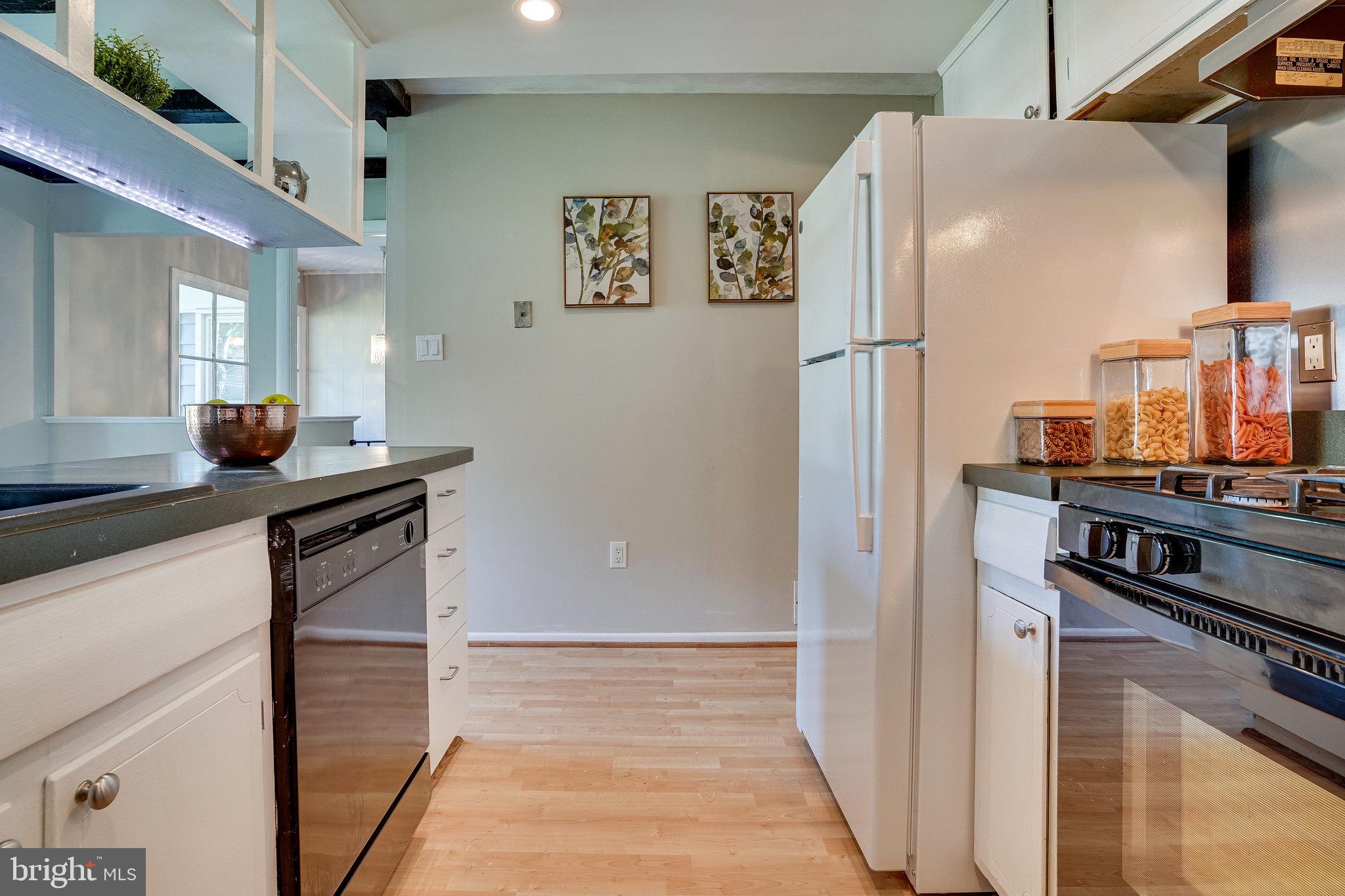 MONTICELLO WOODS - Residential