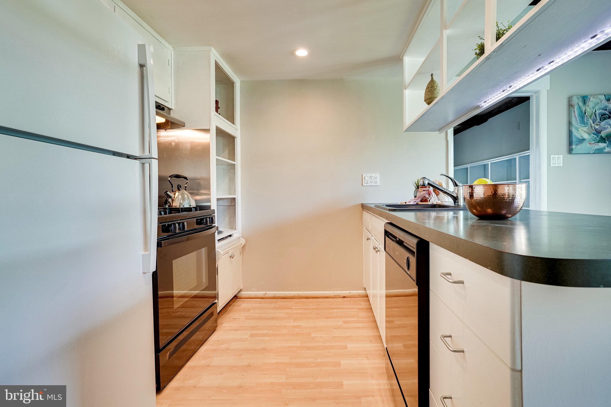 MONTICELLO WOODS - Residential