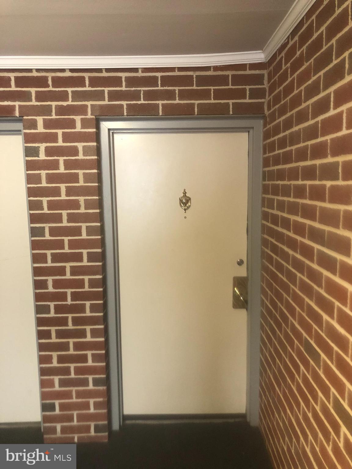 4423 ROMLON STREET 303