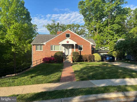 Homes For Sale - 2356 Pierce Street<br/> ARLINGTON, VA 22202