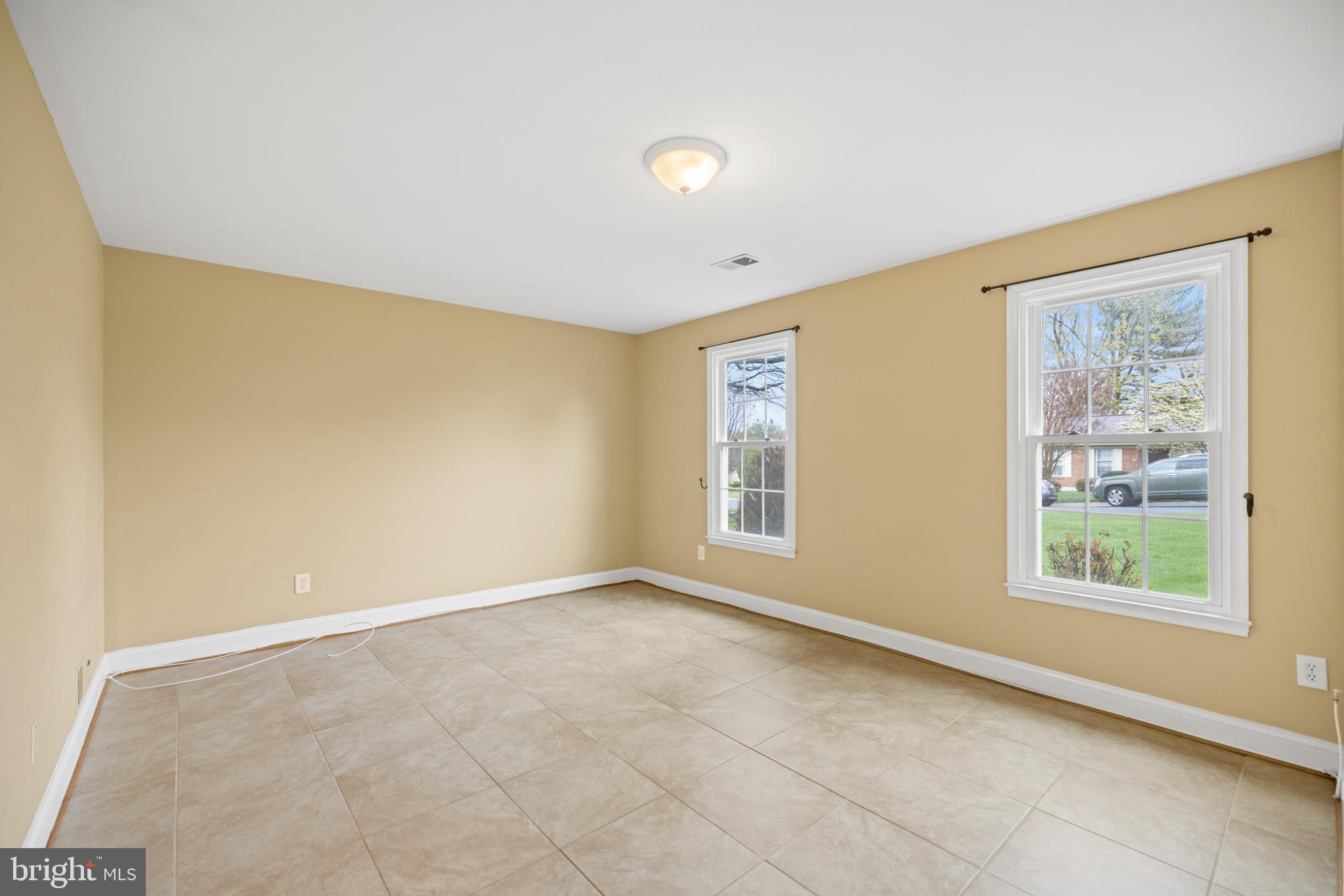 CHURCHILL TOWN SECTOR - Residential