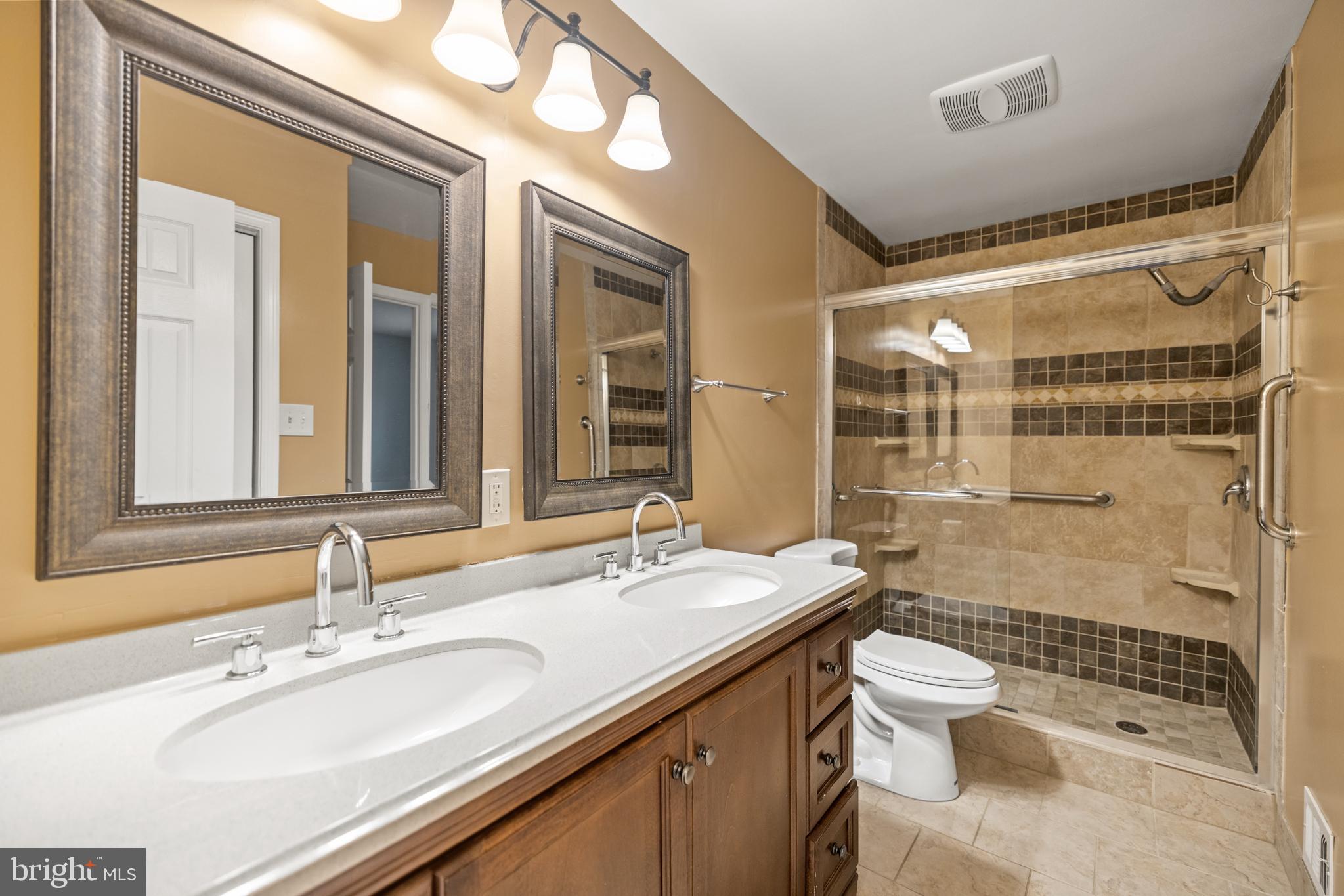 CHURCHILL TOWN SECTOR - Residential