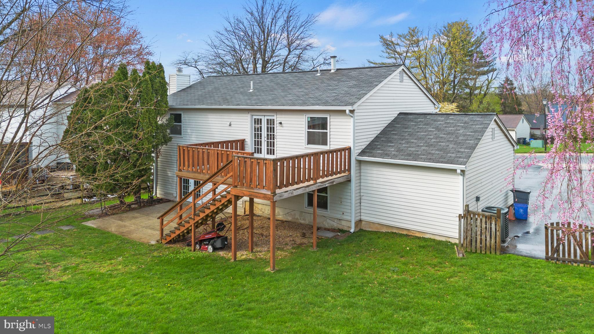 CHURCHILL TOWN SECTOR - Residential