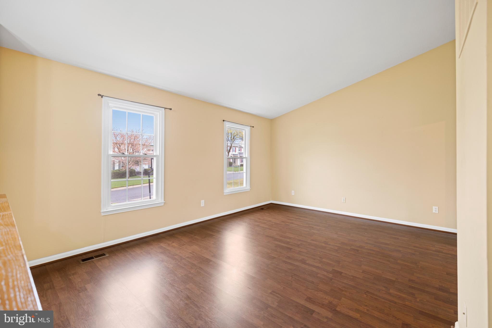 CHURCHILL TOWN SECTOR - Residential