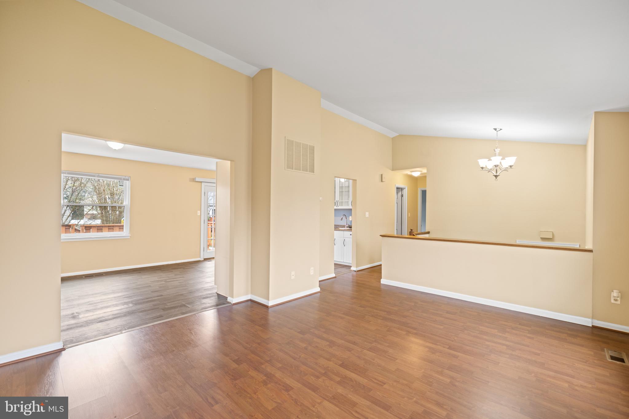 CHURCHILL TOWN SECTOR - Residential