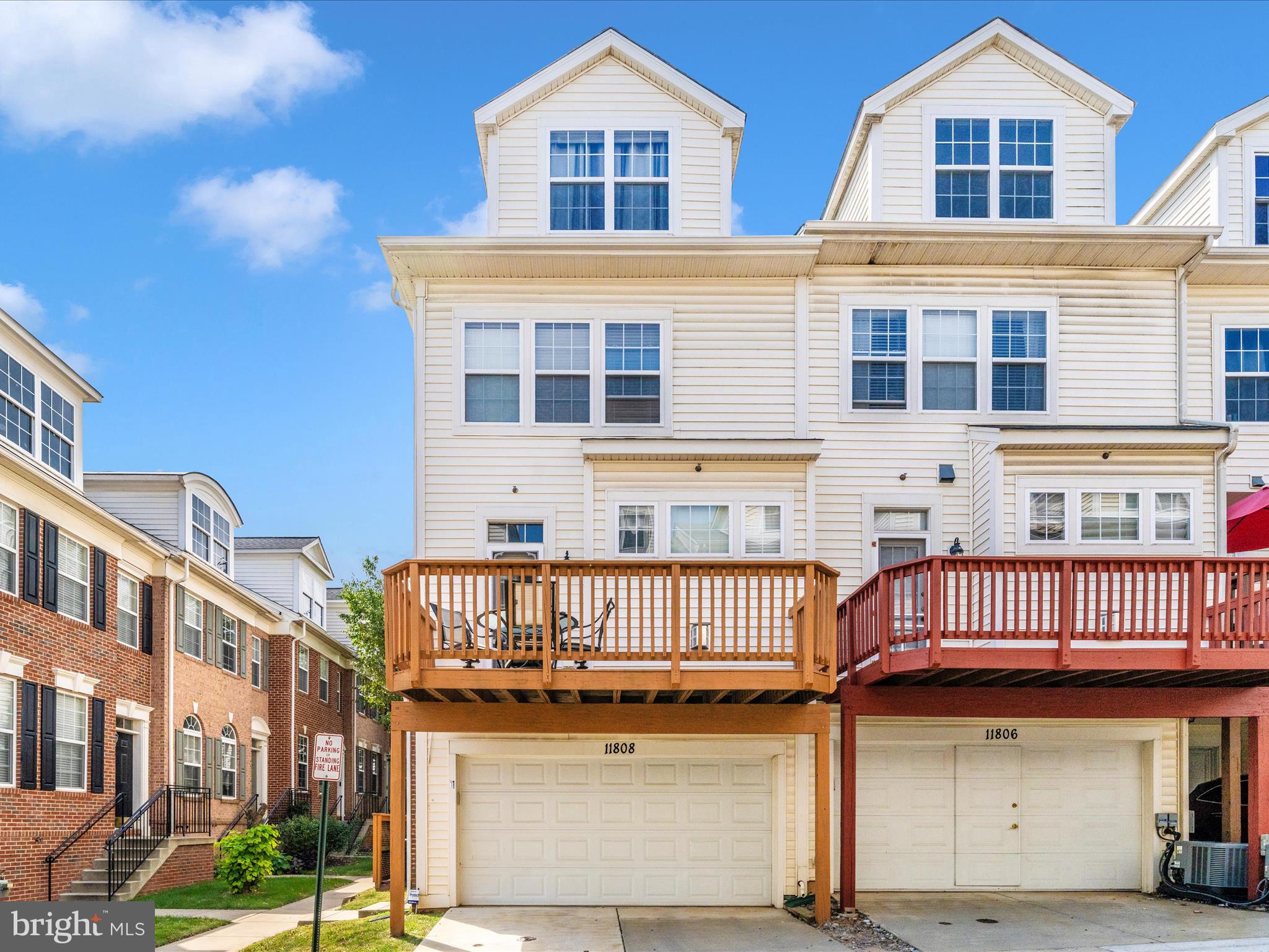 ETON SQUARE - Residential