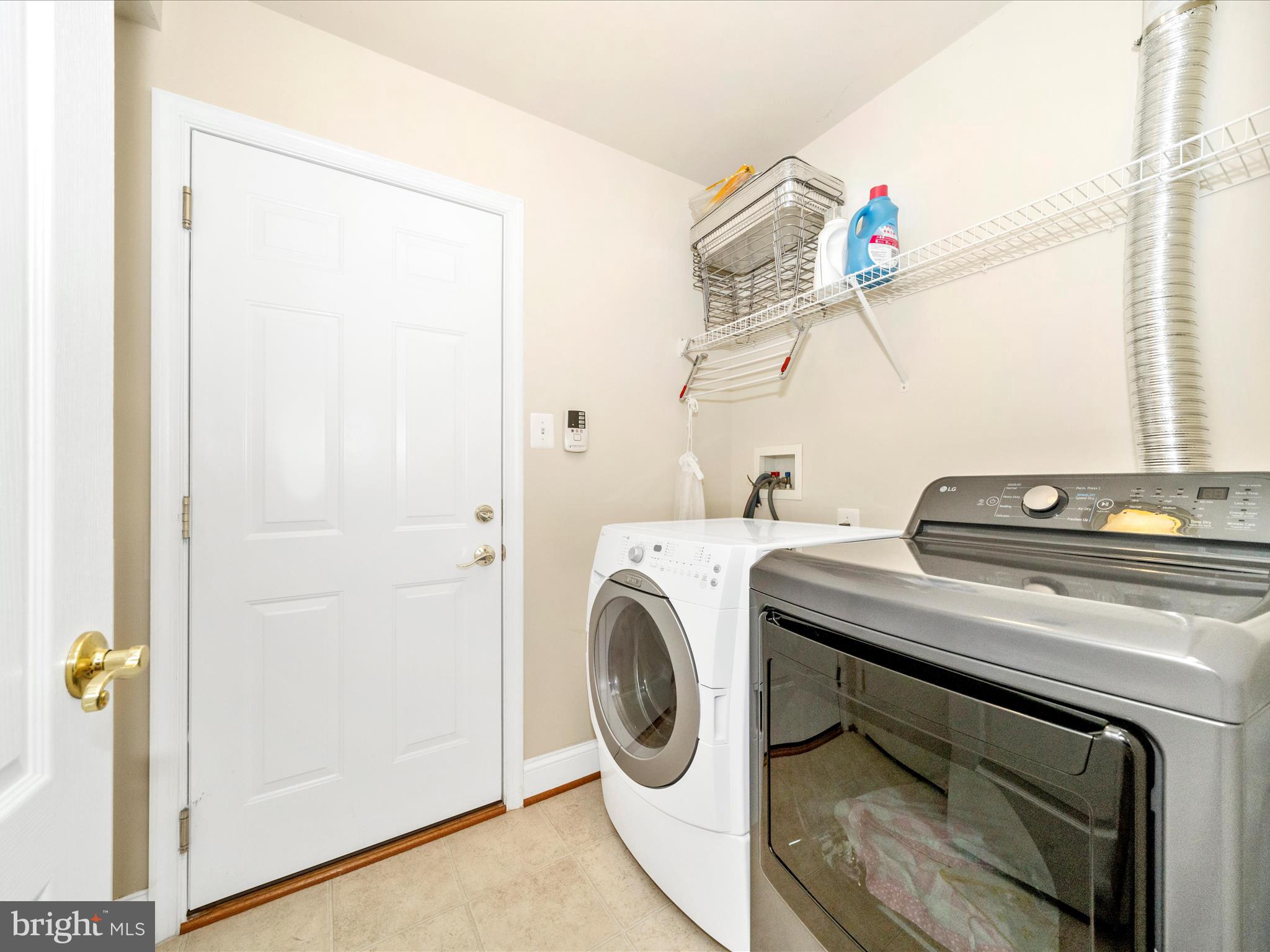 ETON SQUARE - Residential