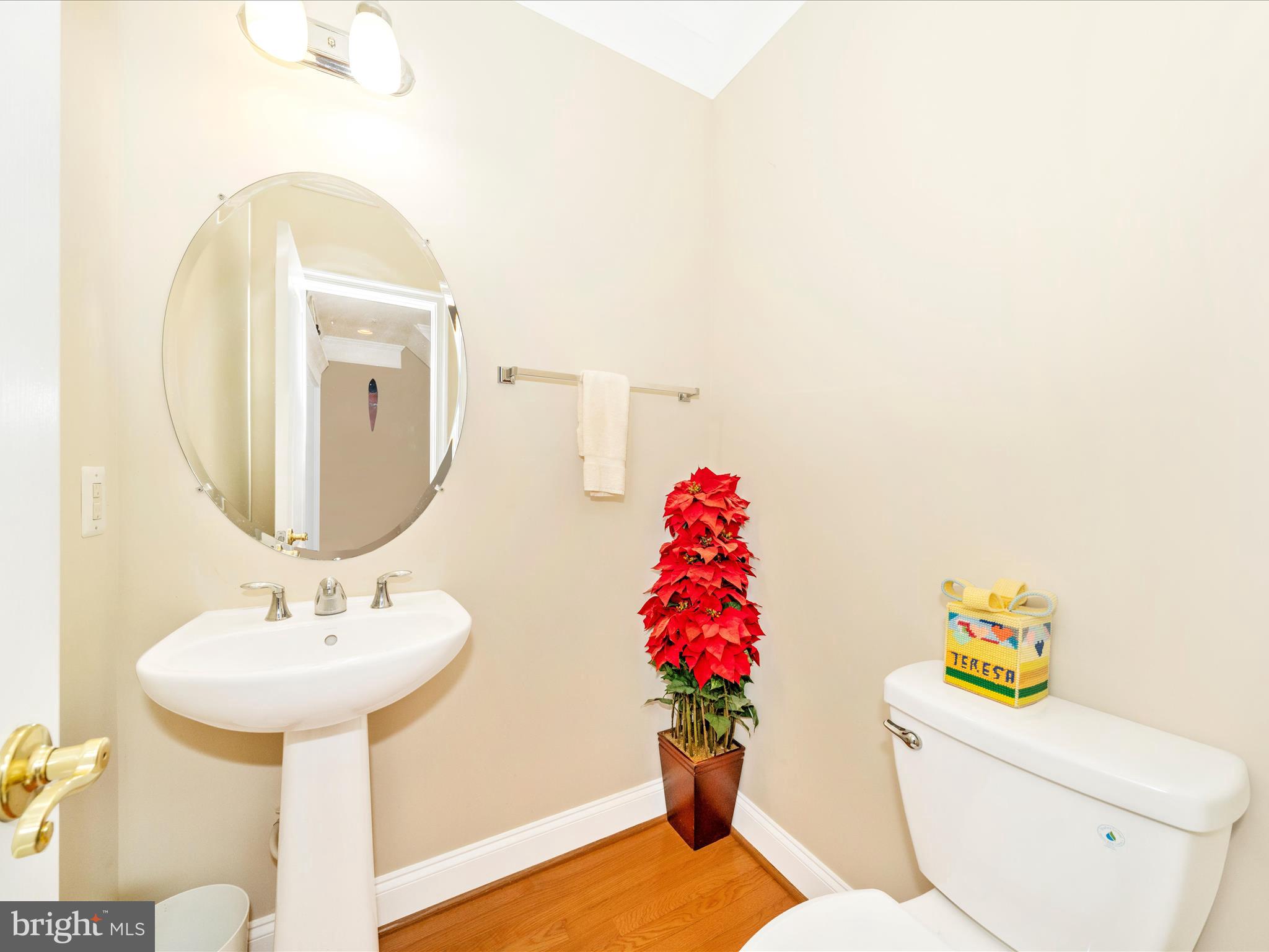 ETON SQUARE - Residential