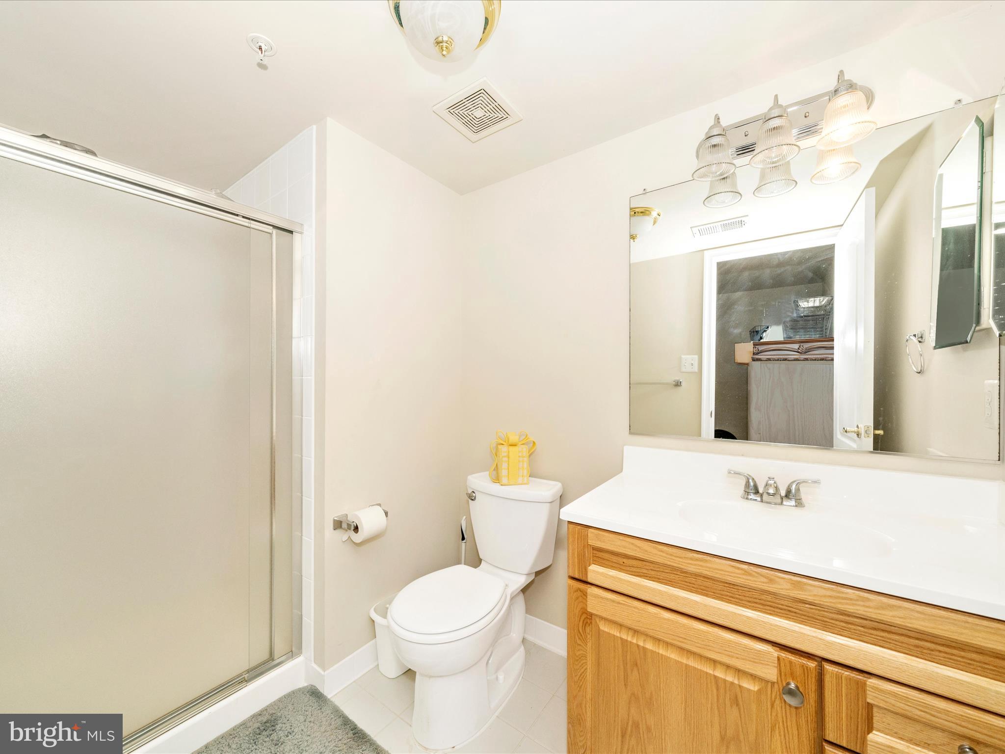 ETON SQUARE - Residential