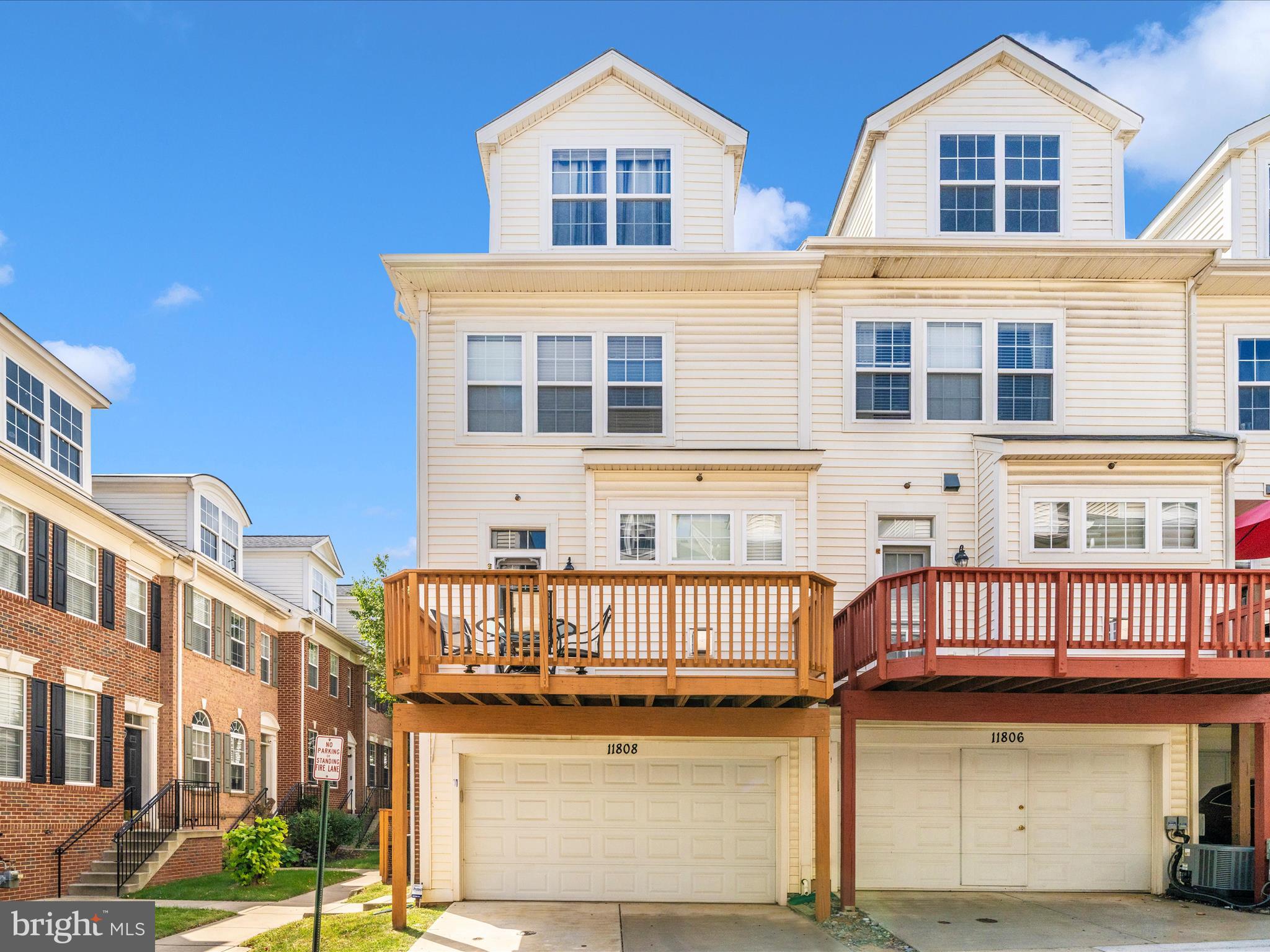 ETON SQUARE - Residential