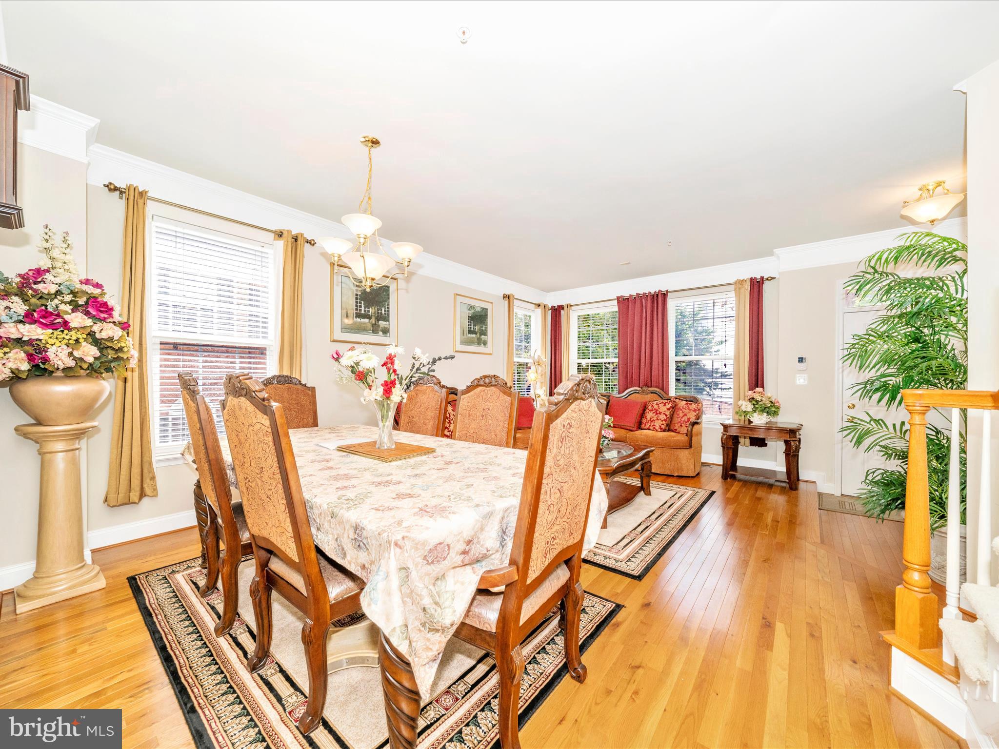 ETON SQUARE - Residential