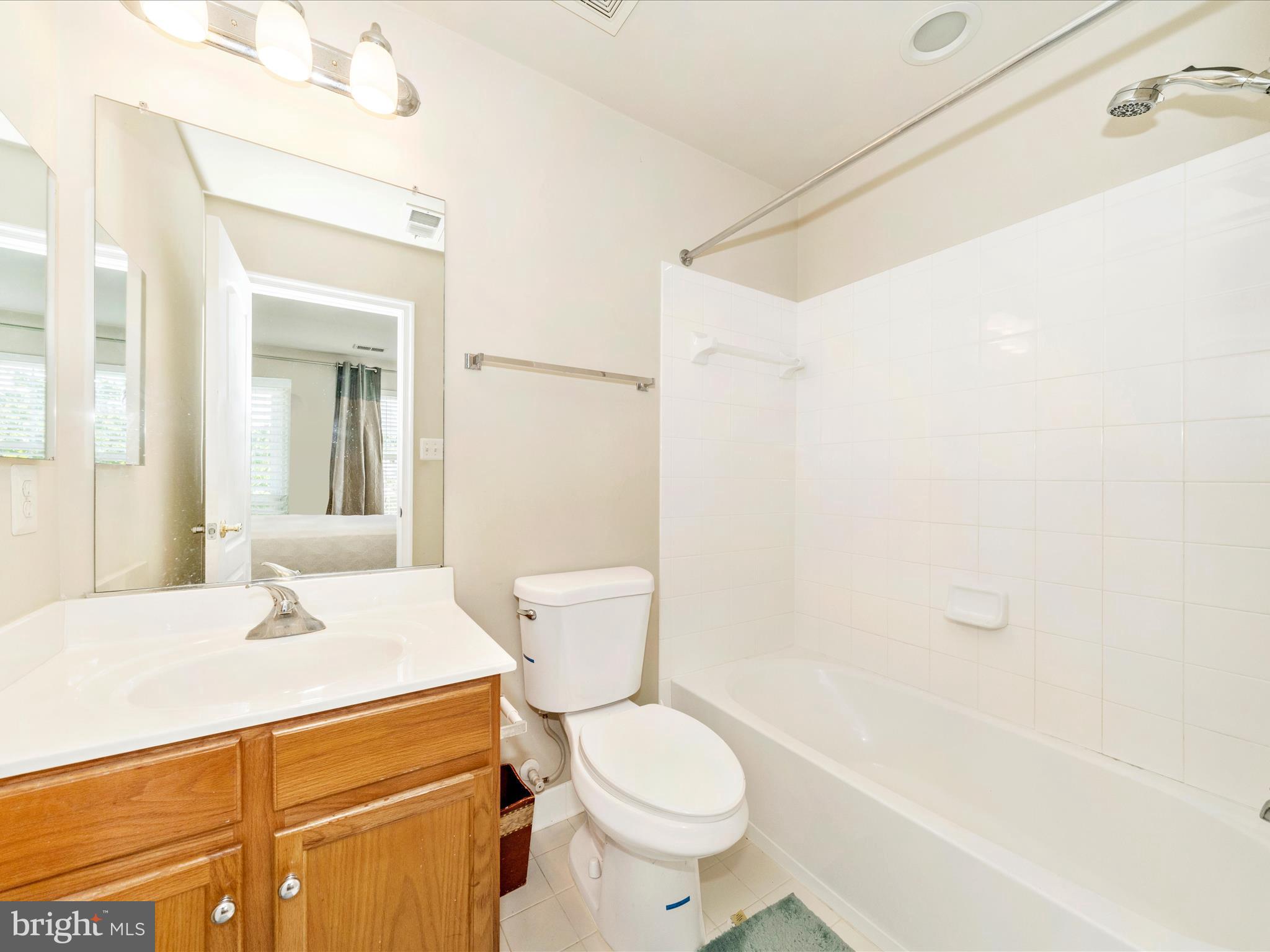 ETON SQUARE - Residential