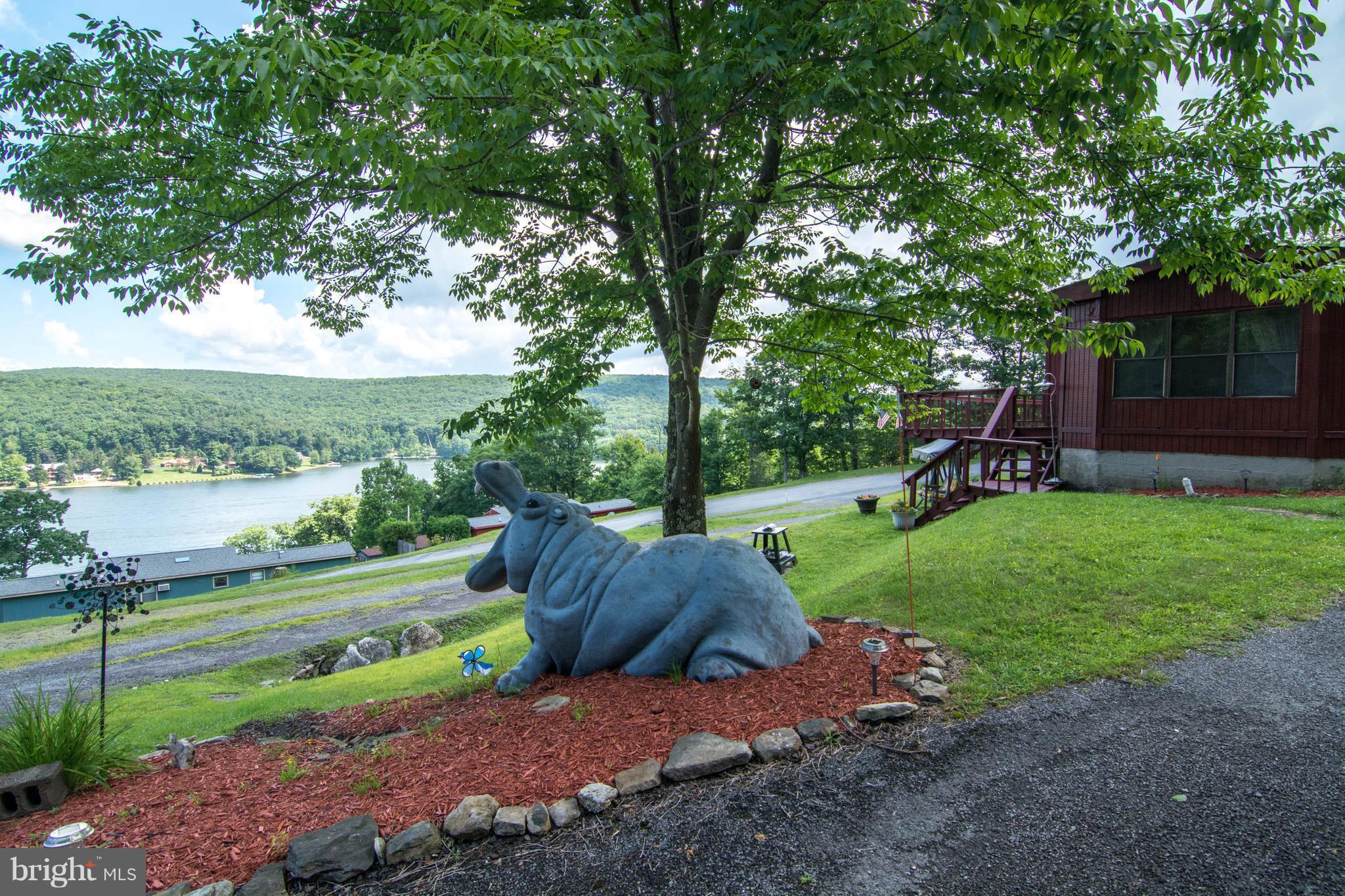 INNSBRUCK VILLAGE - Residential