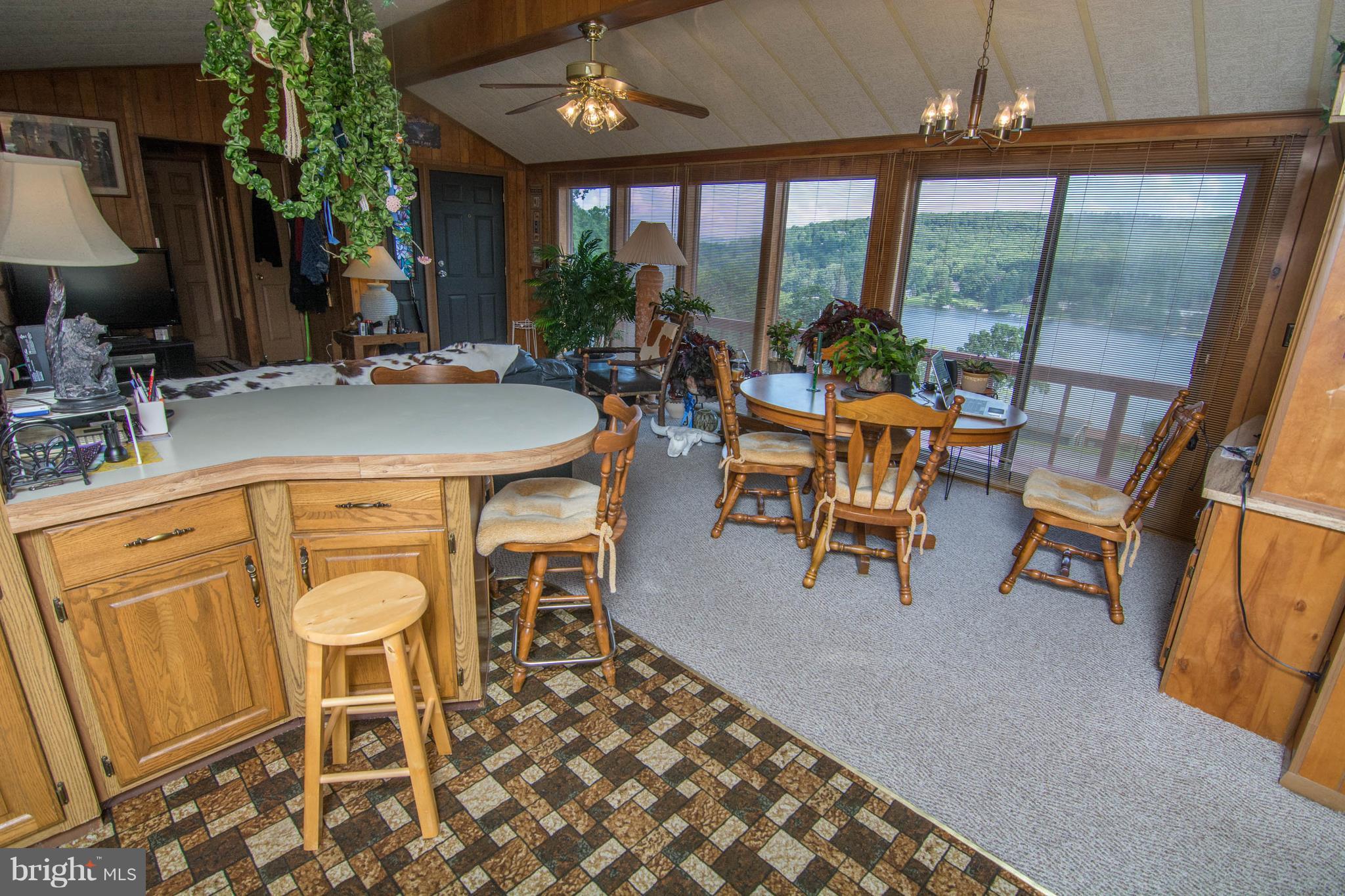 INNSBRUCK VILLAGE - Residential