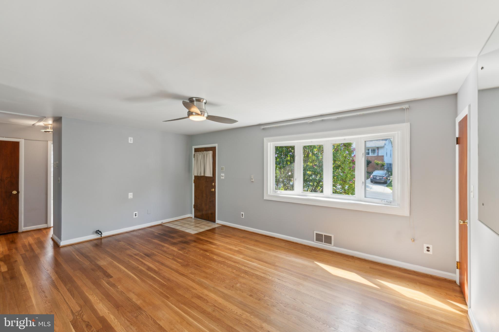 CHARLTON HEIGHTS - Residential