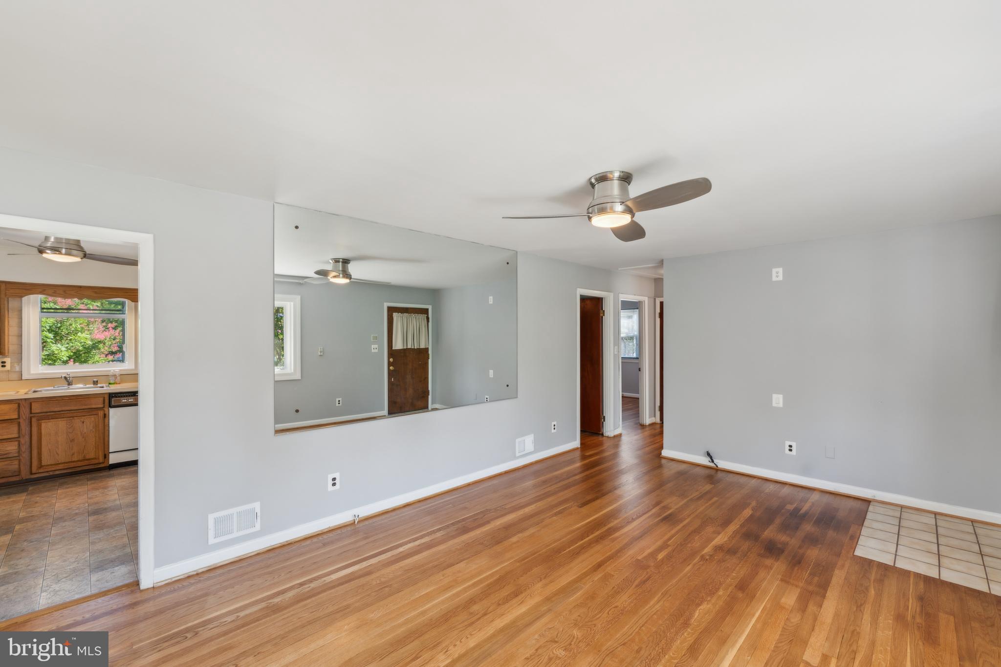 CHARLTON HEIGHTS - Residential