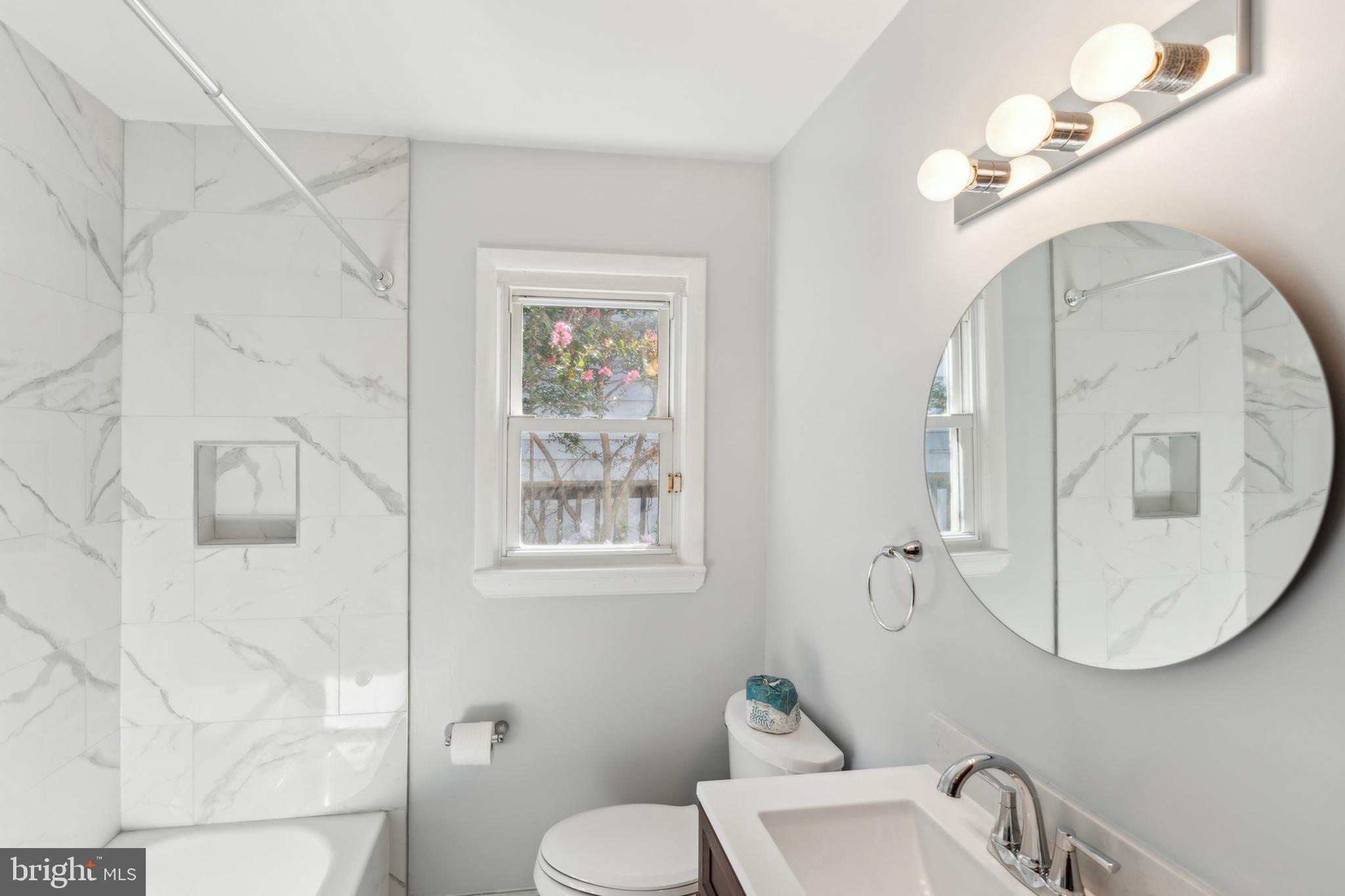 CHARLTON HEIGHTS - Residential