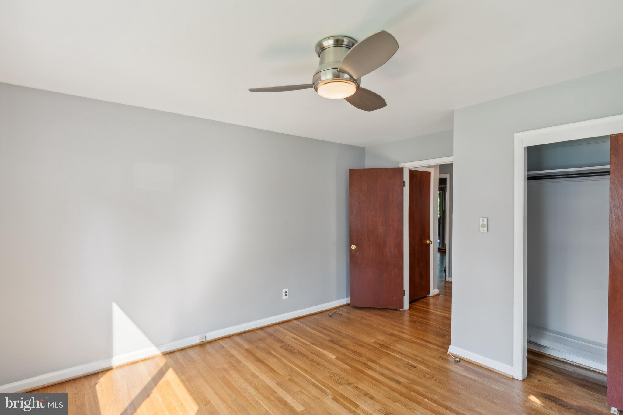 CHARLTON HEIGHTS - Residential