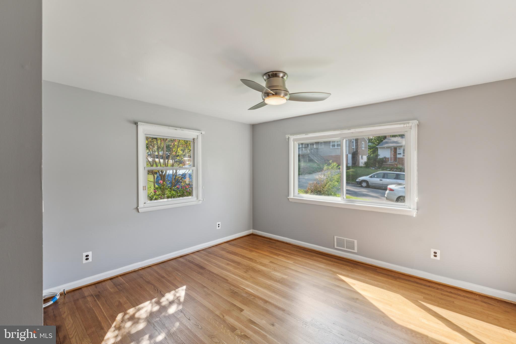 CHARLTON HEIGHTS - Residential