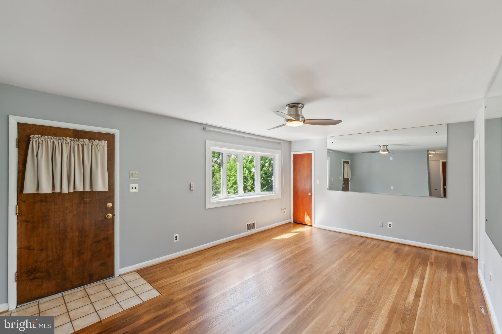 CHARLTON HEIGHTS - Residential