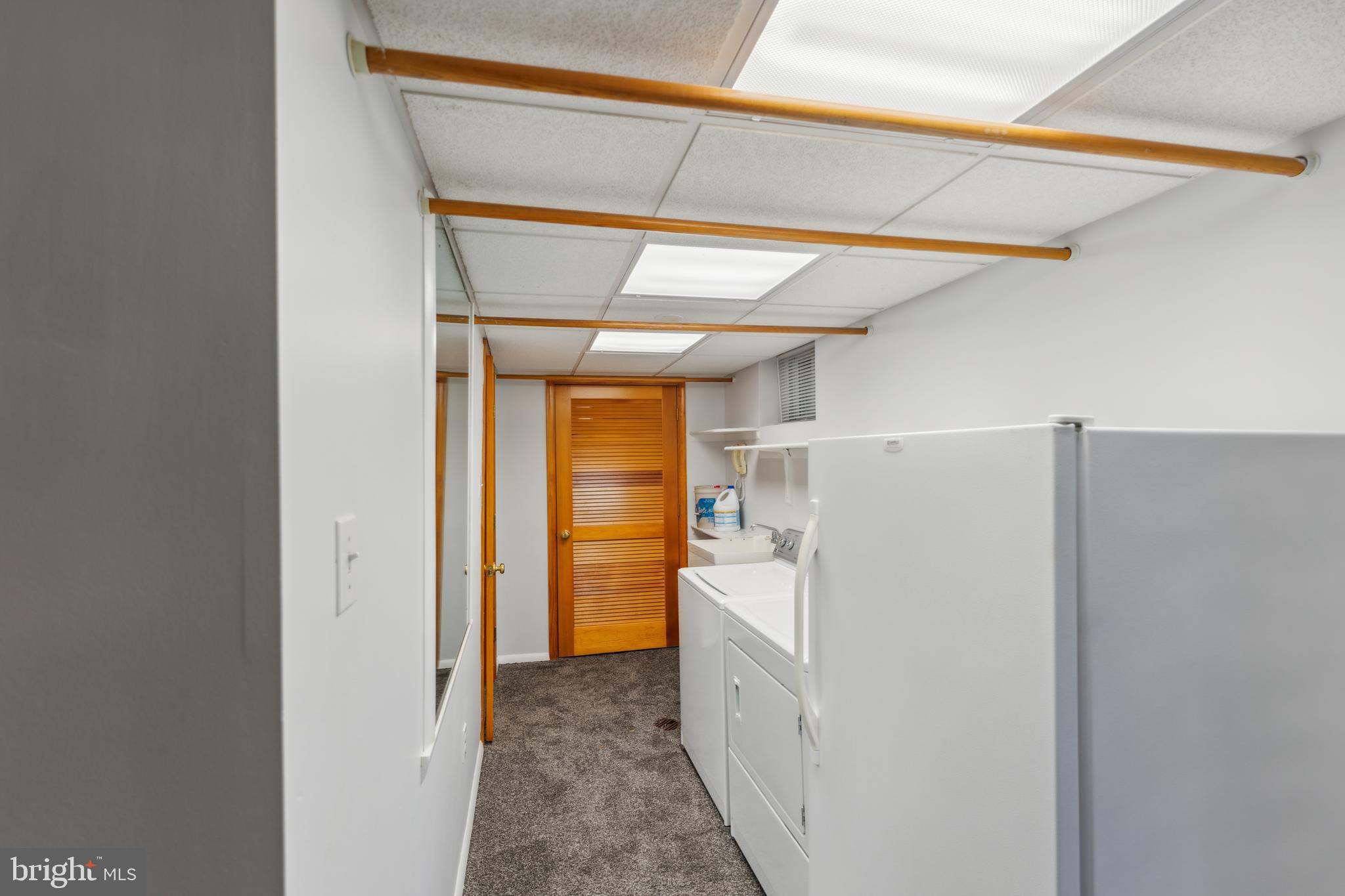 CHARLTON HEIGHTS - Residential