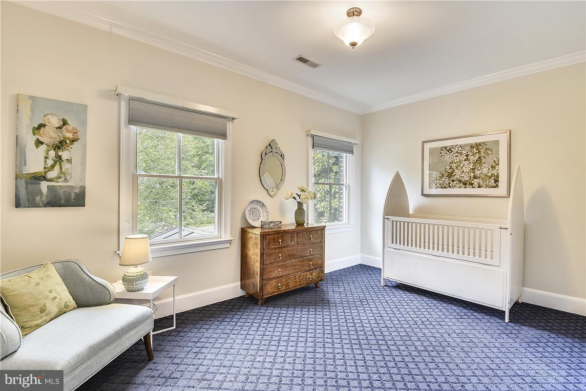 WELLINGTON - Residential