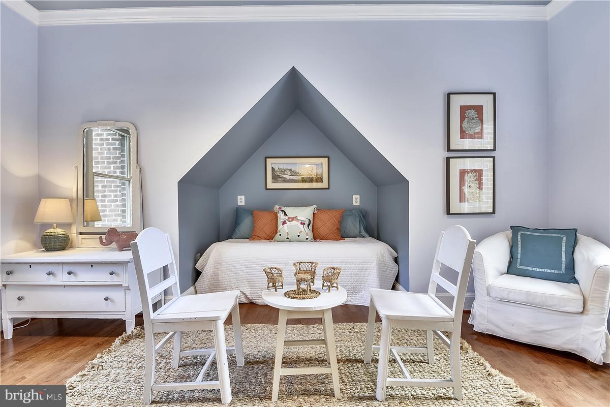 WELLINGTON - Residential