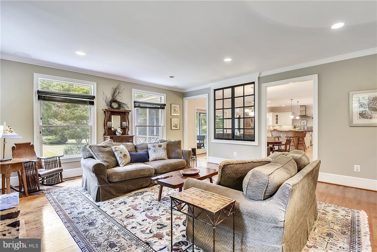 WELLINGTON - Residential