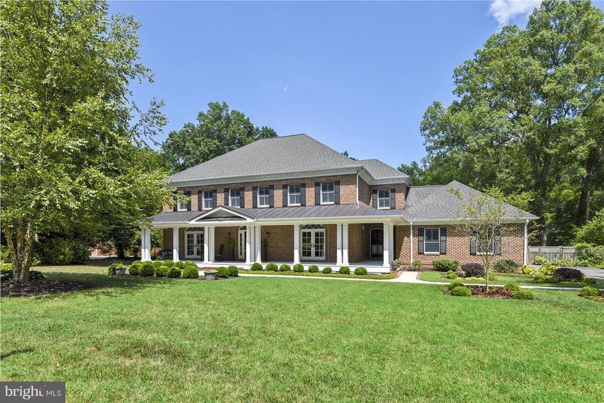 Steeped in history, this neoclassic inspired home boasts period details, antique finishes, and rests on one of Washington's estates. Large acreage provides privacy on one of Fort Hunt's most prestigious locales. This home welcomes you with quality finishes from the chefs kitchen to the large master suite. No detail has been overlooked. 5 min to Old Town,15 mins to DC a world away from the ordinary