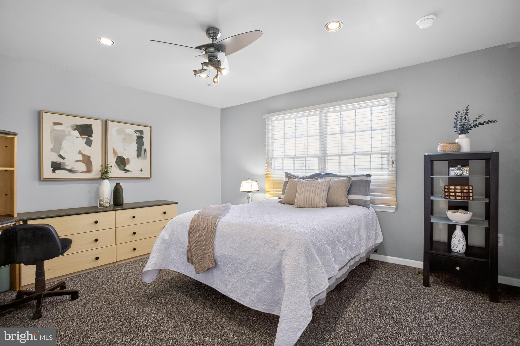 BLUE BELL CC - Residential