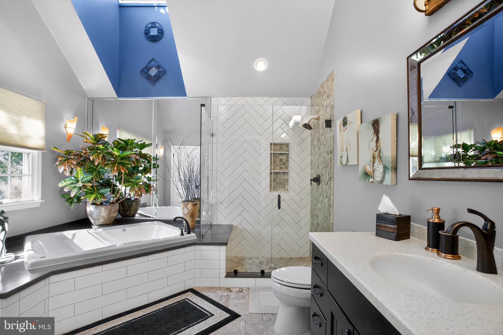 BLUE BELL CC - Residential