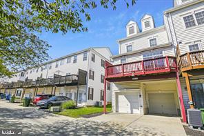 CAMDEN CROSSING - Residential Lease