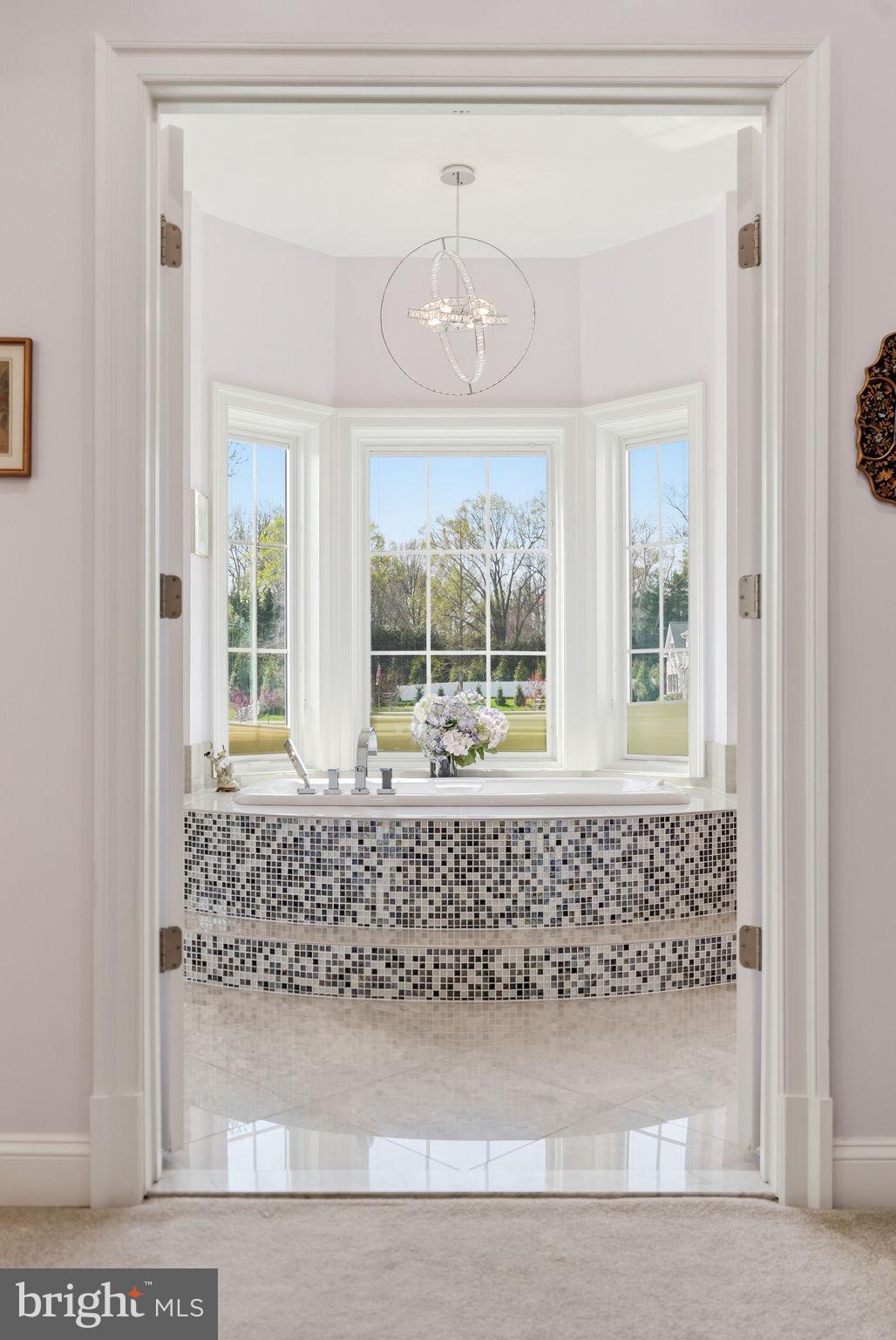 POTOMAC OUTSIDE - Residential