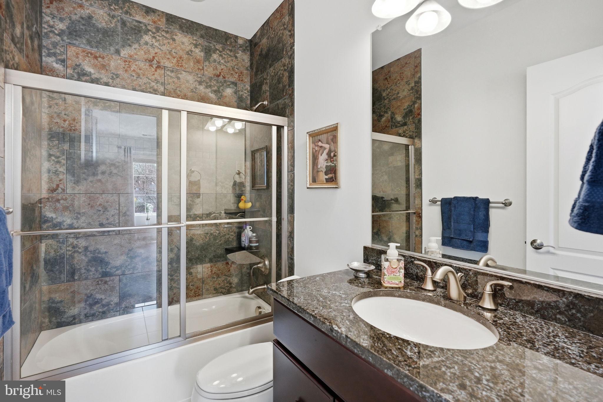 POTOMAC OUTSIDE - Residential