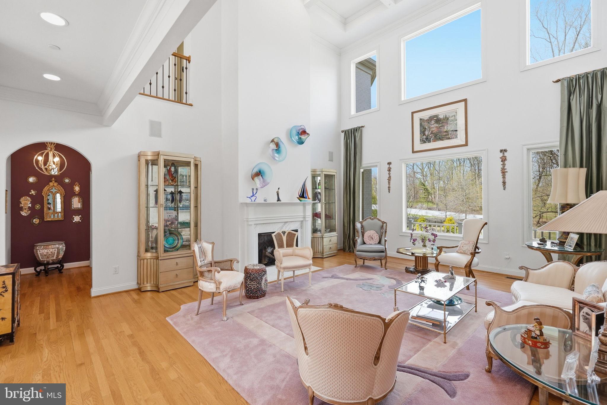 POTOMAC OUTSIDE - Residential