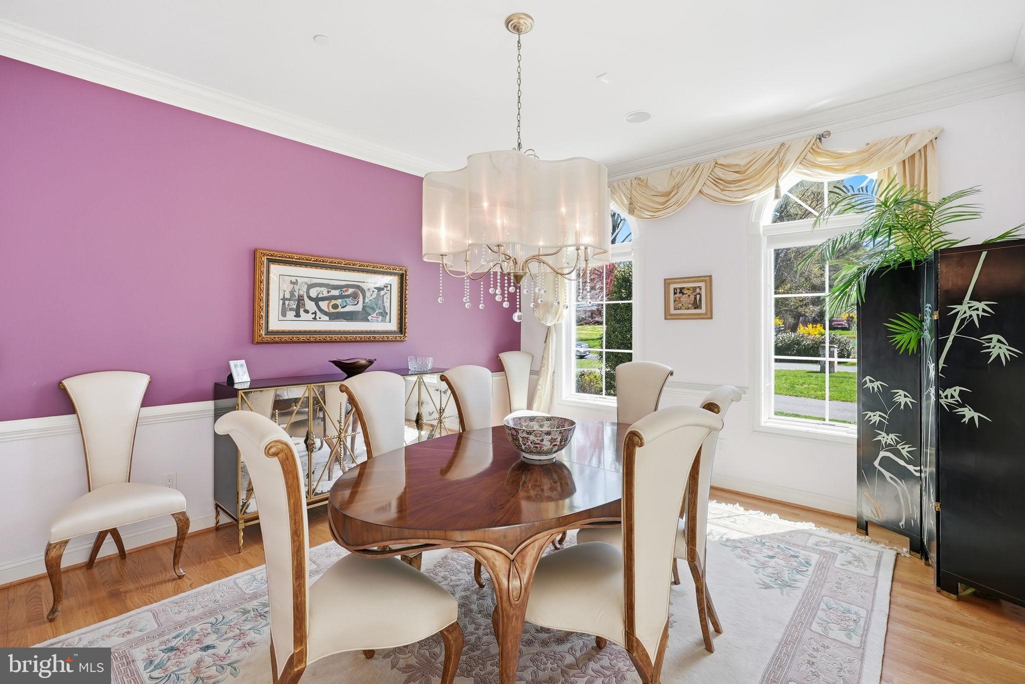 POTOMAC OUTSIDE - Residential