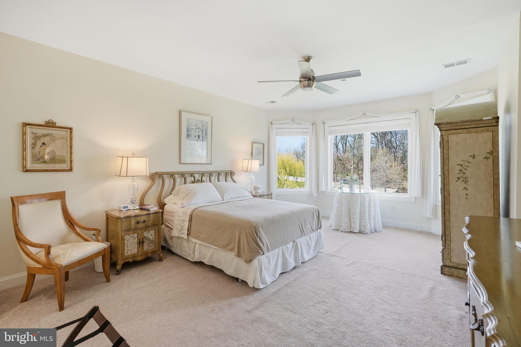 POTOMAC OUTSIDE - Residential