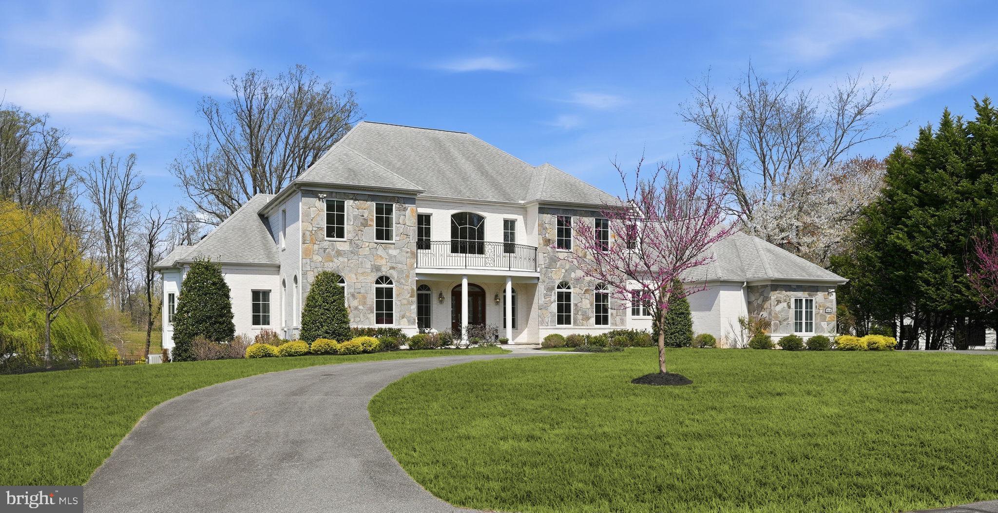 POTOMAC OUTSIDE - Residential