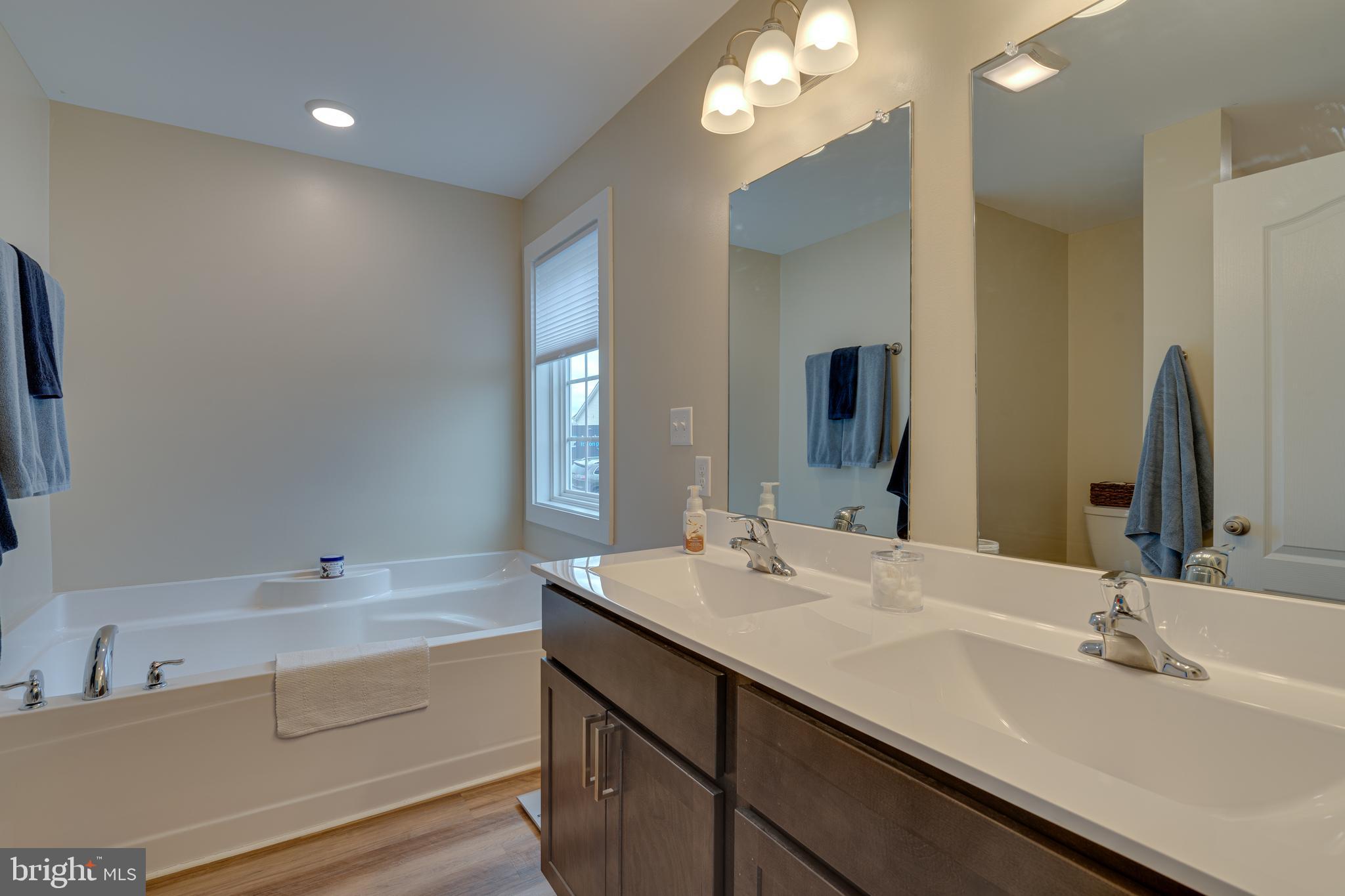 PEBBLE RIDGE - Residential