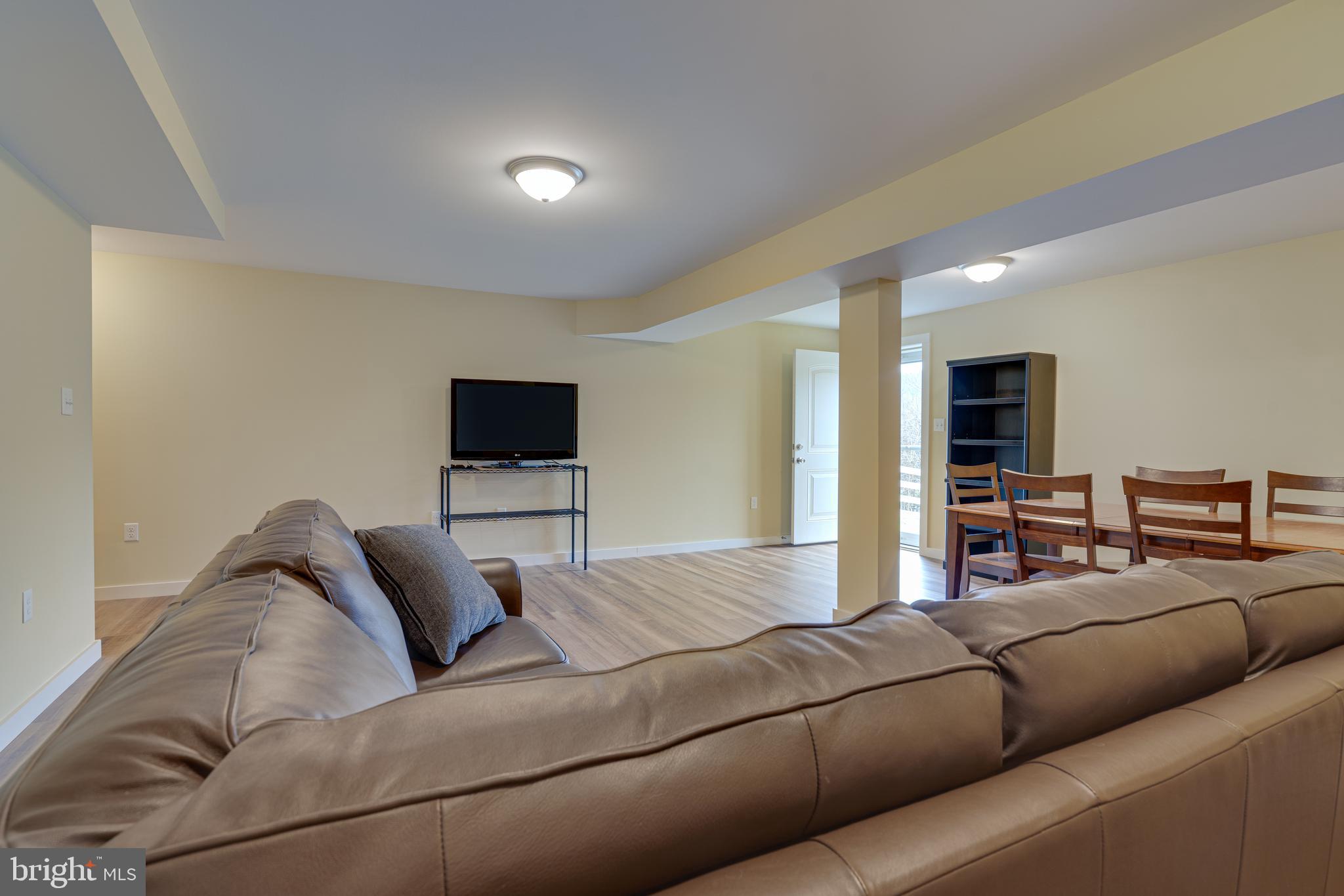 PEBBLE RIDGE - Residential