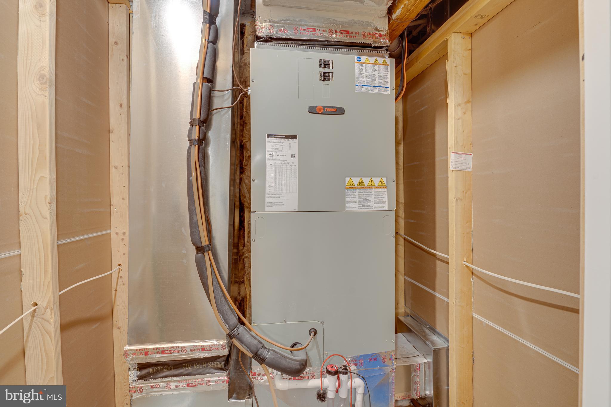 PEBBLE RIDGE - Residential