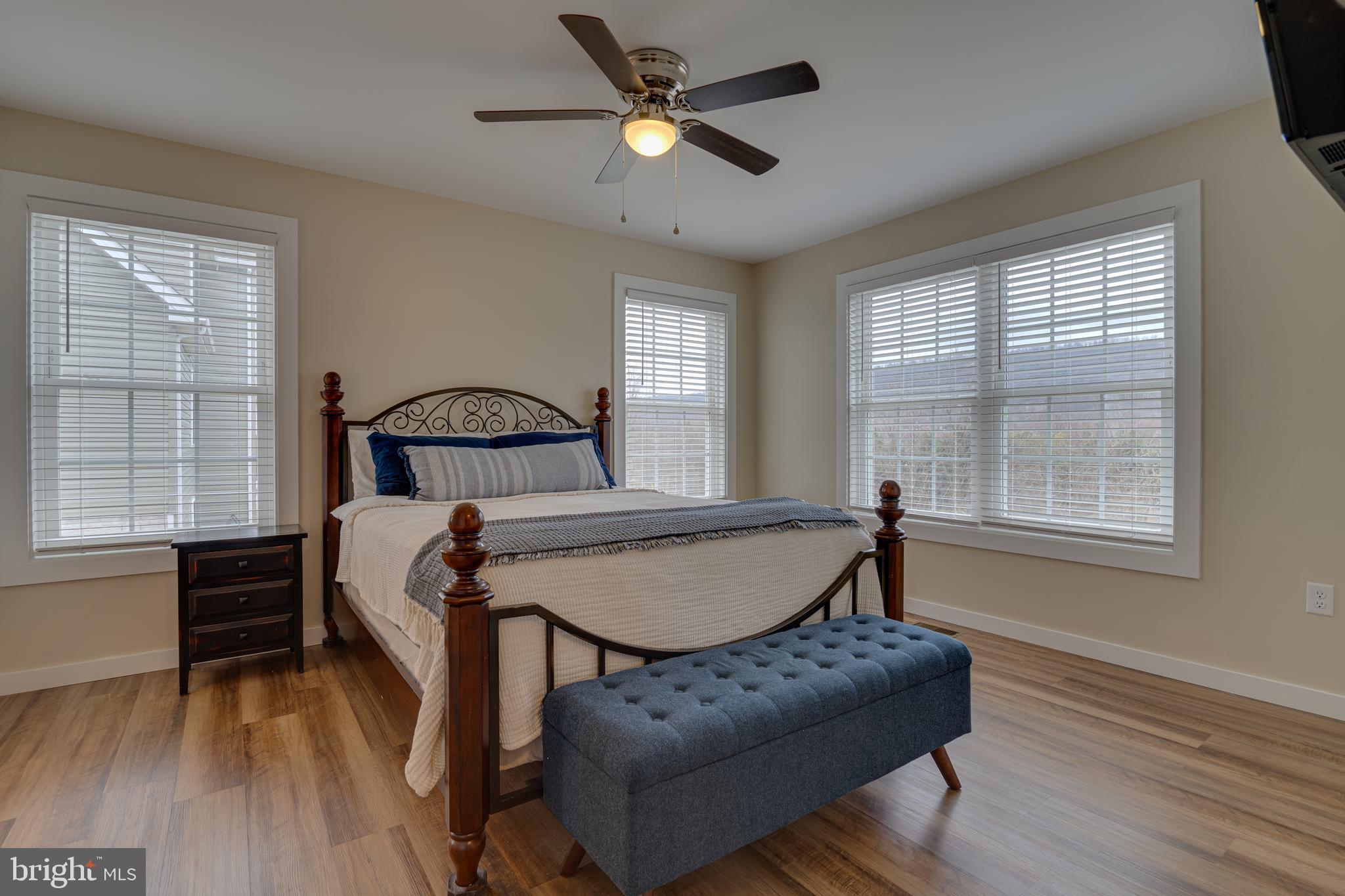 PEBBLE RIDGE - Residential