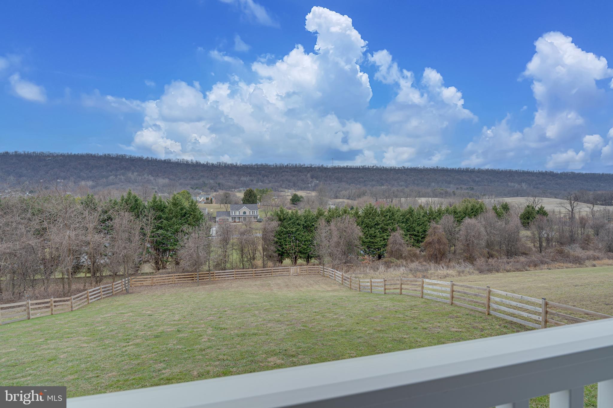 PEBBLE RIDGE - Residential