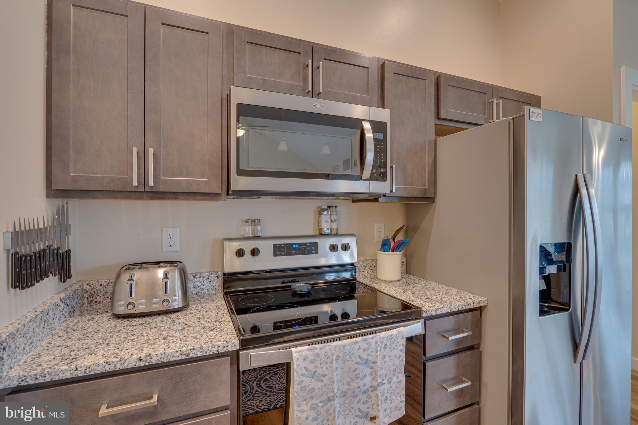 PEBBLE RIDGE - Residential