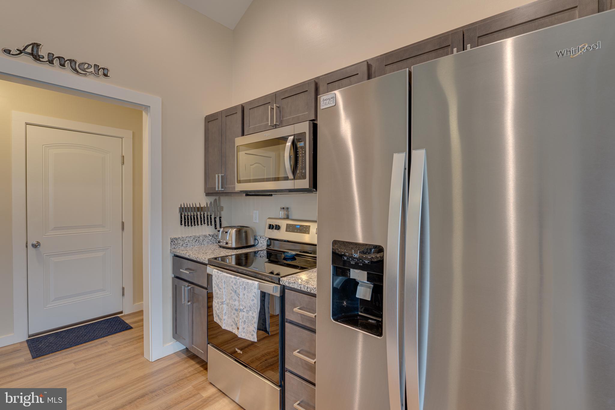 PEBBLE RIDGE - Residential