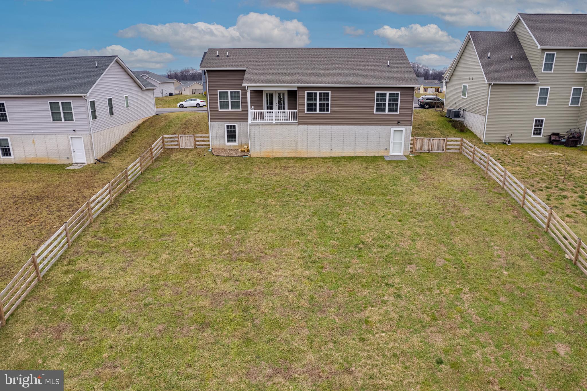 PEBBLE RIDGE - Residential