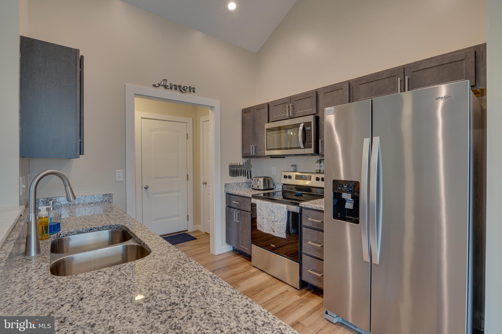 PEBBLE RIDGE - Residential