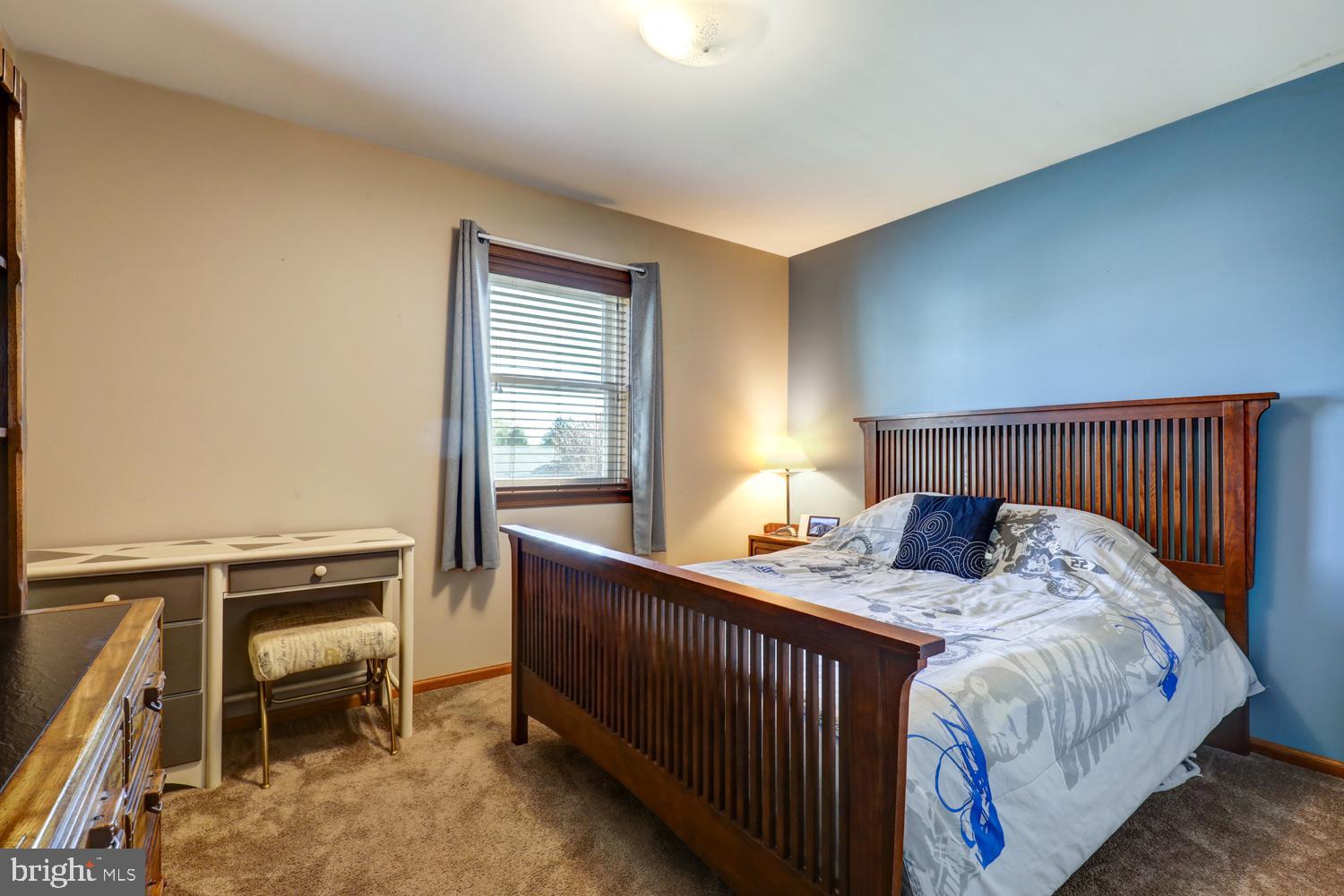 SYCAMORE ACRES - Residential