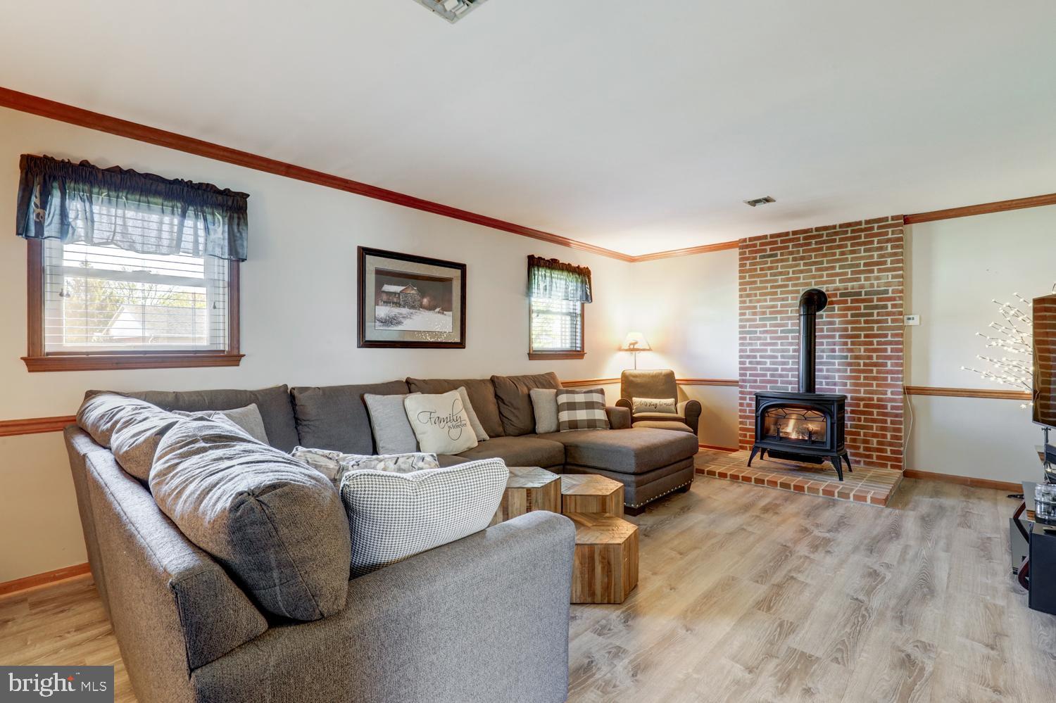 SYCAMORE ACRES - Residential