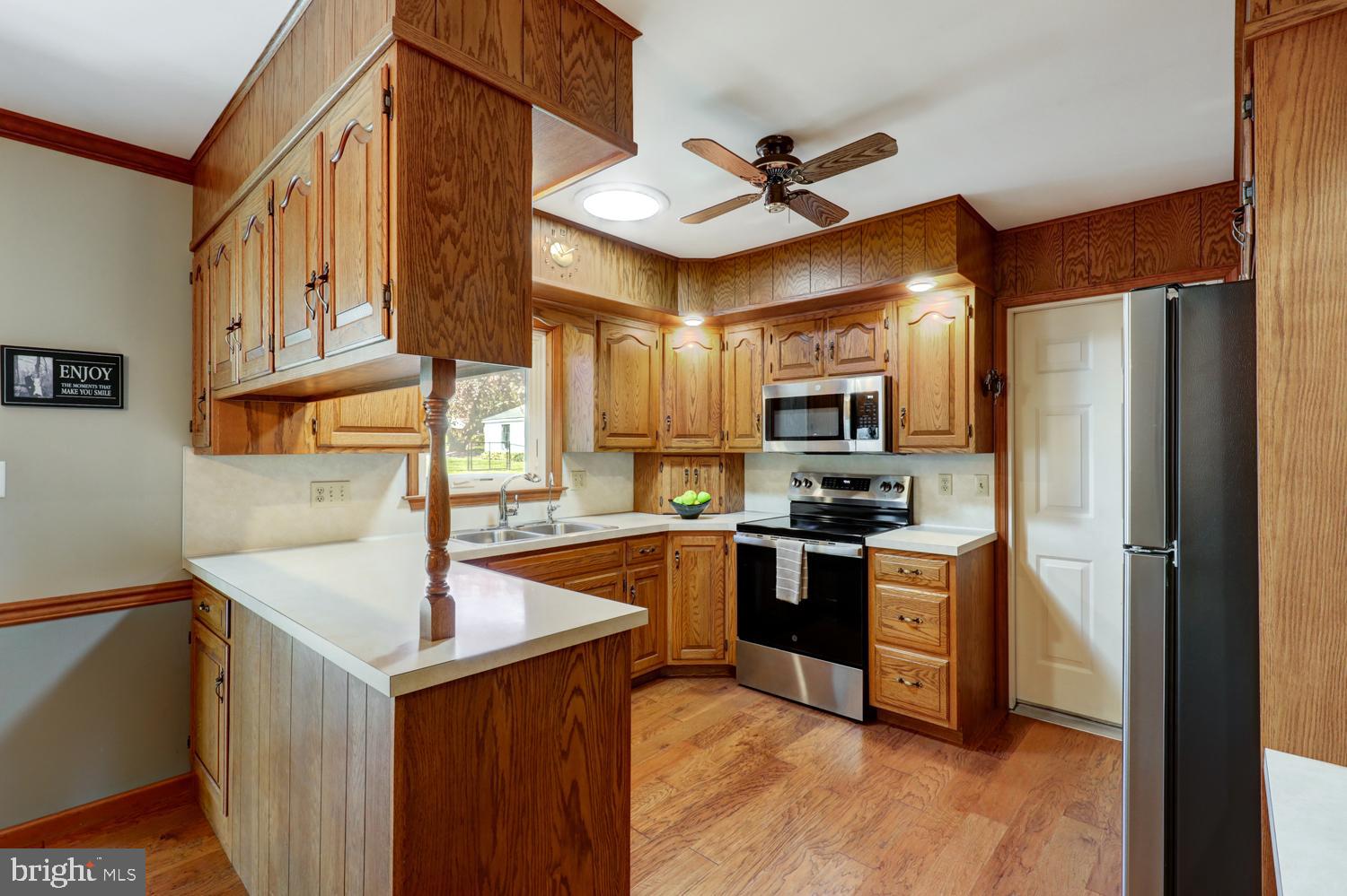 SYCAMORE ACRES - Residential